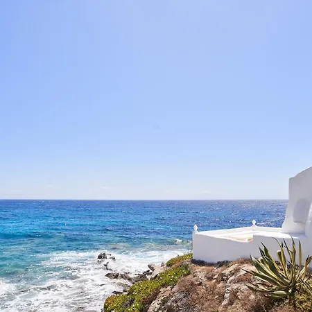 Santa Katerina - Sea View & Outdoor Hot Tub *